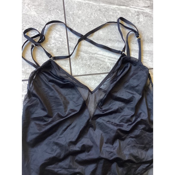Victoria's Secret Black Mesh Panel Strappy Back Bodysuit L Large Gold Hardware - Picture 2 of 9